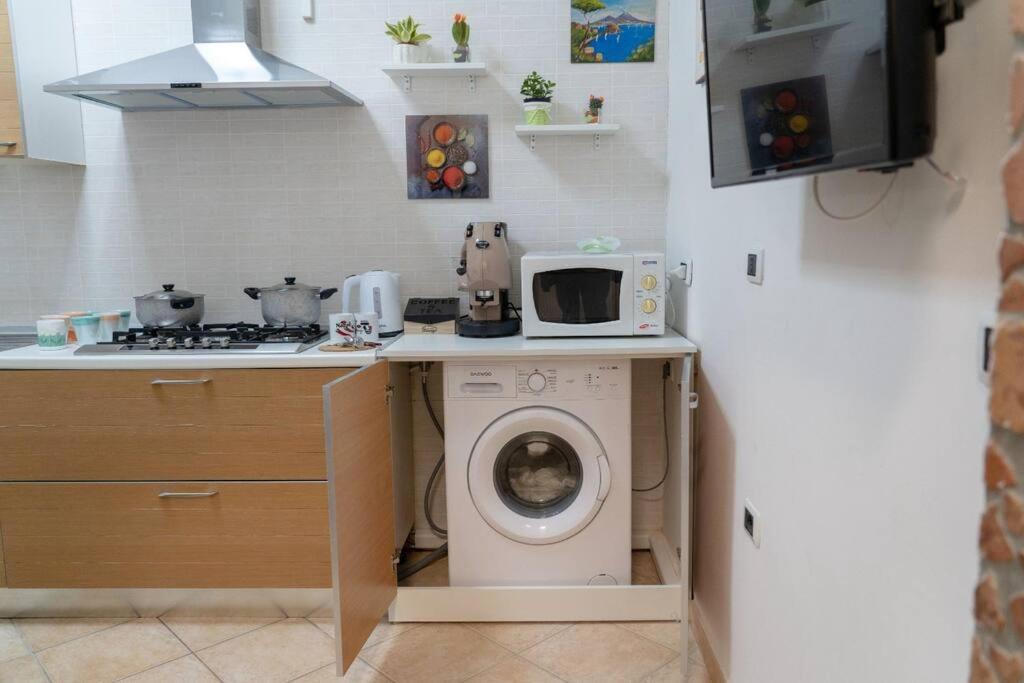 Home Nonna Sabina - Centro Storico Napoli エクステリア 写真
