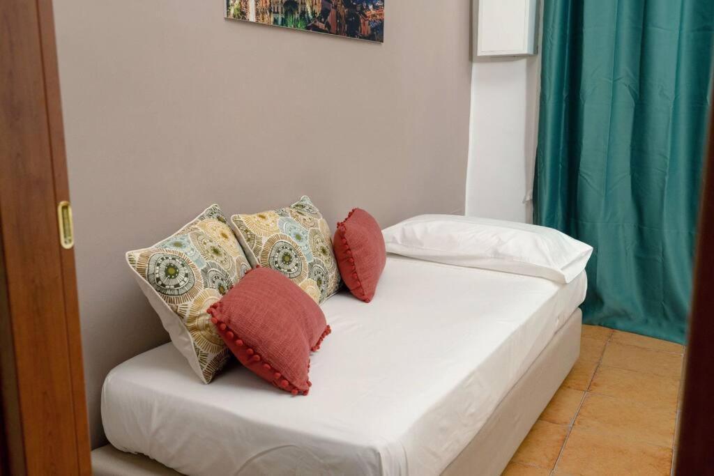 Home Nonna Sabina - Centro Storico Napoli エクステリア 写真